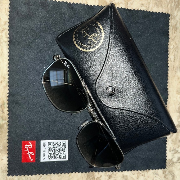 Ray-Ban Accessories - “New Caravan” Ray-Ban Sunglasses